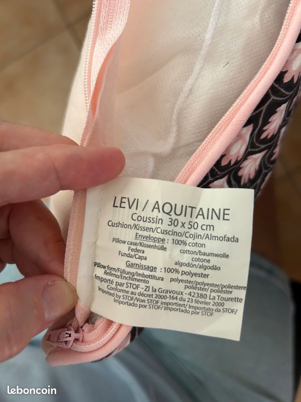 Deux jolis coussins Levi / Aquitaine 50 X 30 déhoussables (image 3)