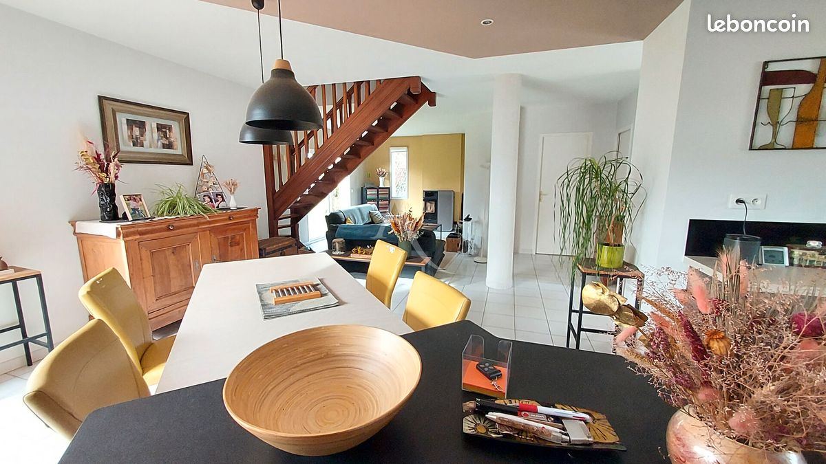 Maison 6 pièces 120 m² - Lescar 64230 (image 2)