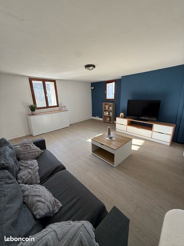 Appartement 3 pièces 81 m² · à Auxonne · 81 m² · 650 €/mois