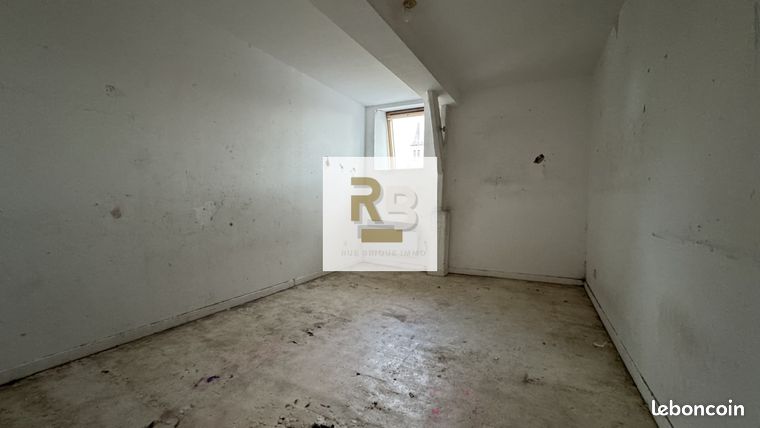 https://img.leboncoin.fr/api/v1/lbcpb1/images/02/31/a3/0231a378826a6c52637323a9adaa3cfa3301a028.jpg?rule=ad-image