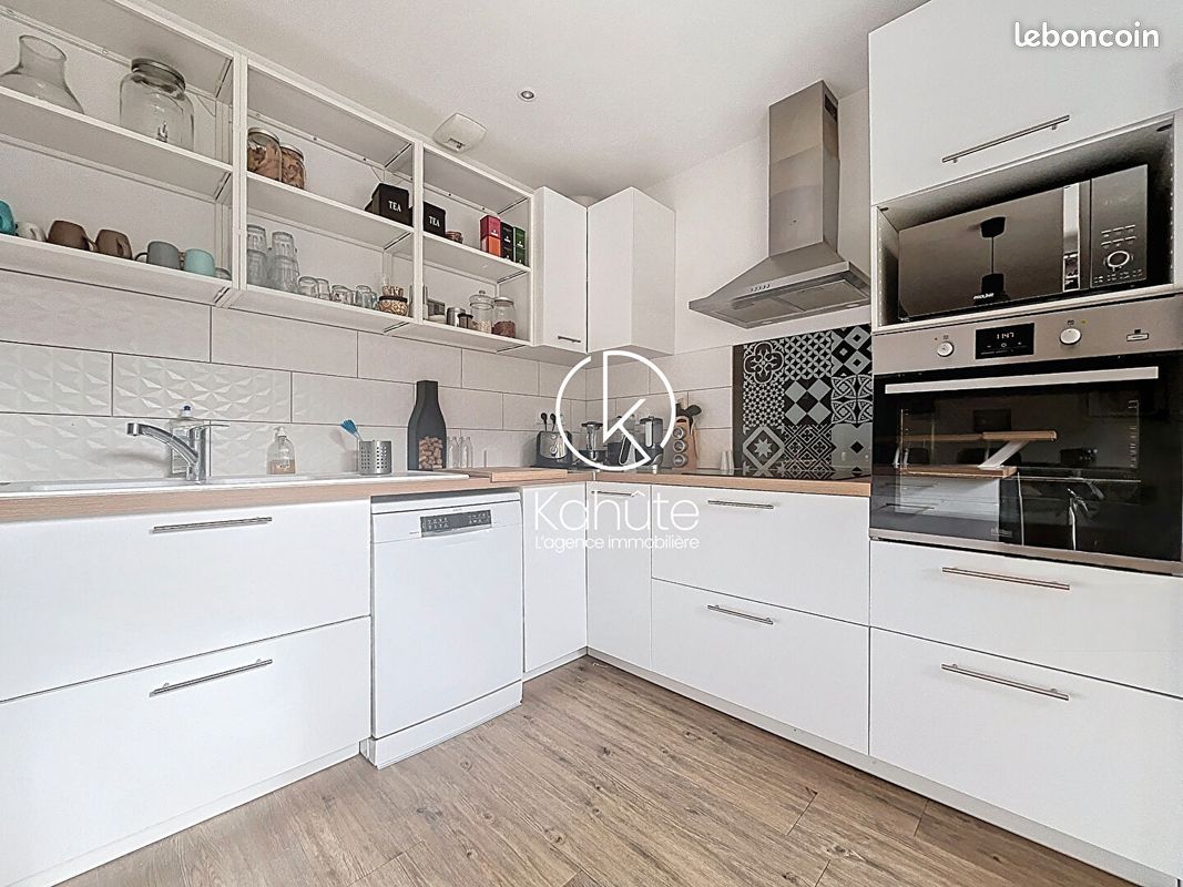 Maison 6 pièces 165 m² · à Albigny-sur-Saône · 165 m² · 649 000 €