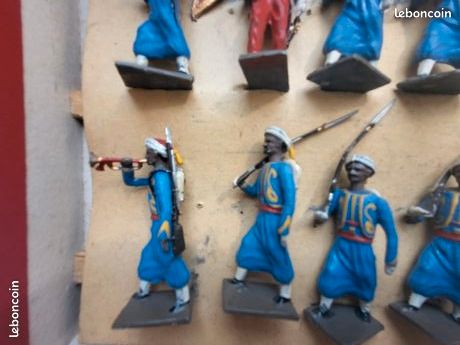 12 Soldats De Plomb CBG Mignot – Infanterie Espagnole, Premier Empire, échelle 54mm, Occasion