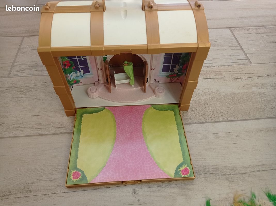 Valise coffre de princesses Playmobil (image 2)