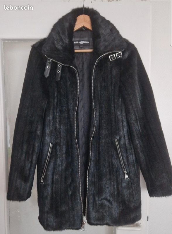 Manteau KARL LAGERFELD en fausse fourrure avec boucle Vêtements