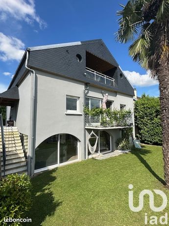 Propriété 8 pièces 155 m²