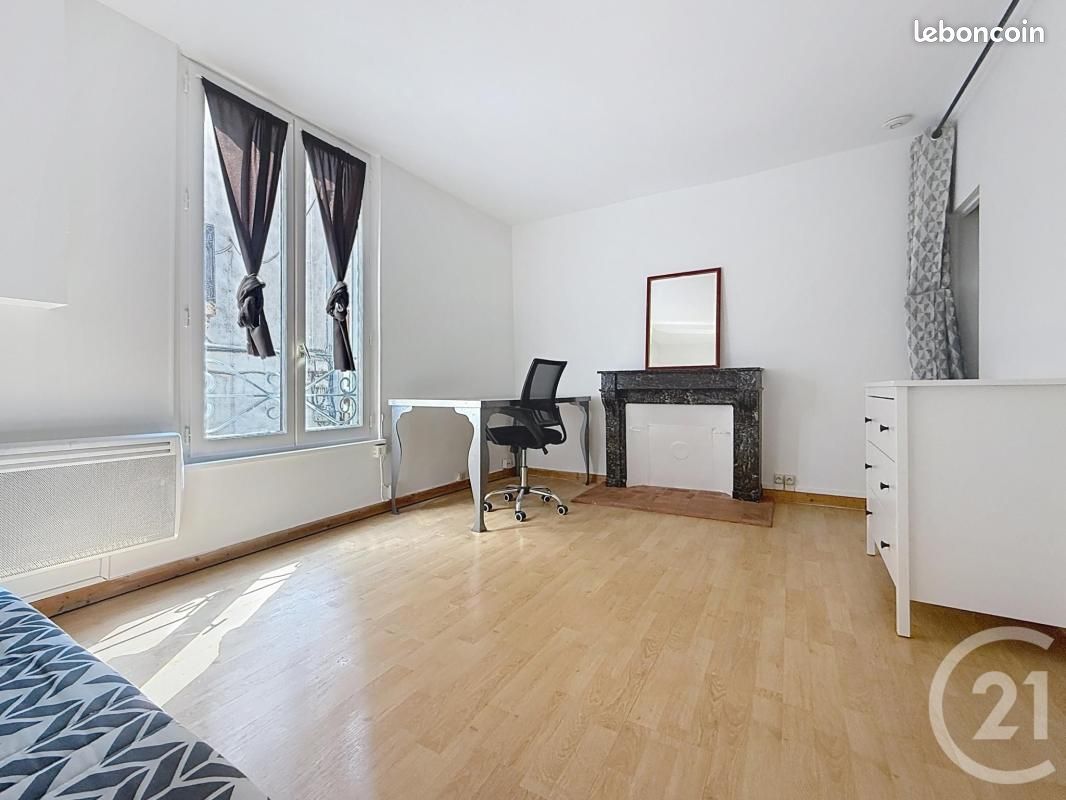 Appartement 1 pièce 18 m² · à Dijon · 18 m² · 450 €