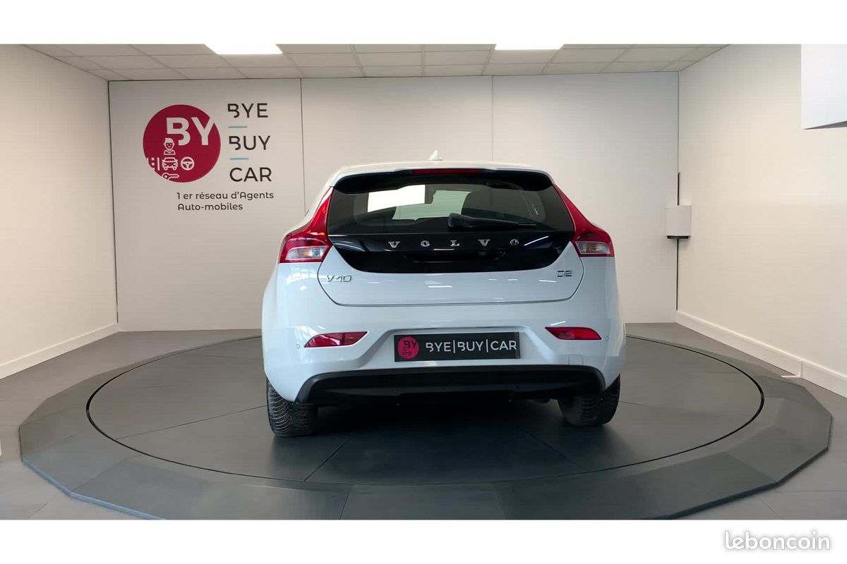 Volvo v40 d2 120 ch - itek edition - garantie 1 an (extensible jusqu 3 ans) (image 4)