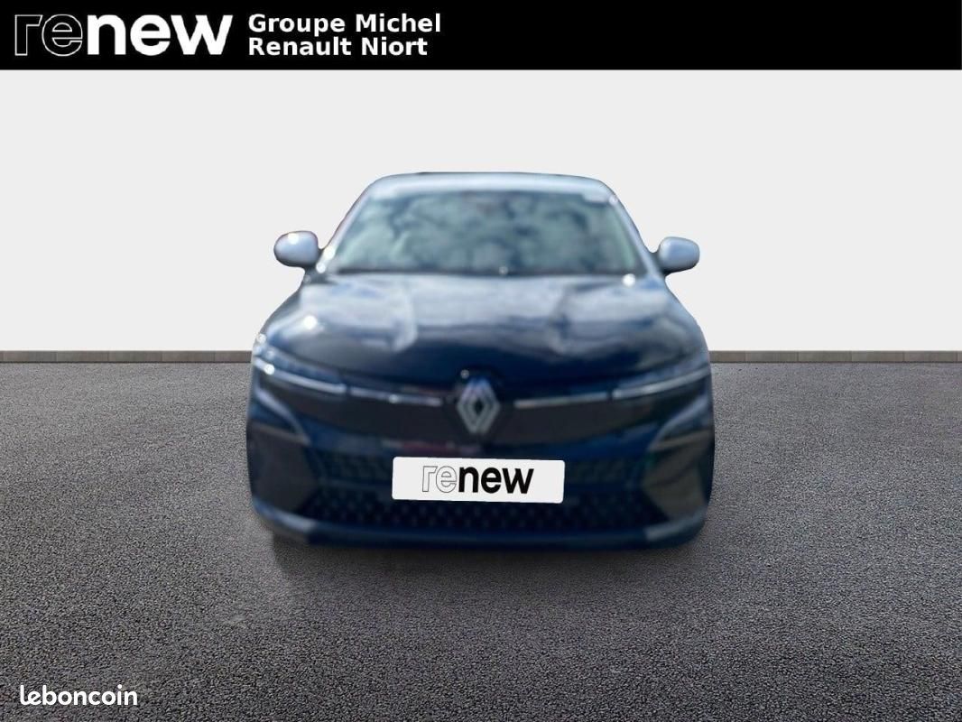 Renault Mégane E-TECH EV40 130ch standard charge Techno (image 2)