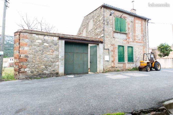 Immeuble 1 pièce 570 m²