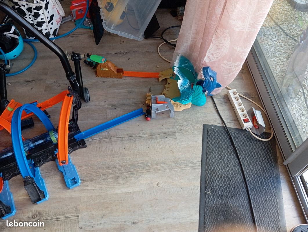 Vente de voiture et de garage hot wheels (image 5)