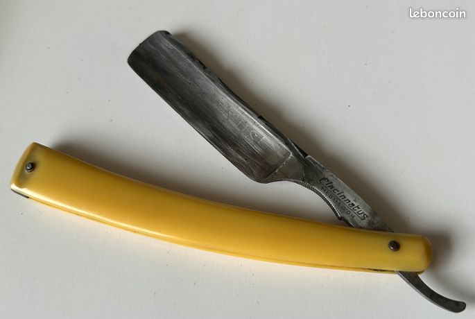 ANCIEN RASOIR COUPE Choux EUR 15,00 - FR