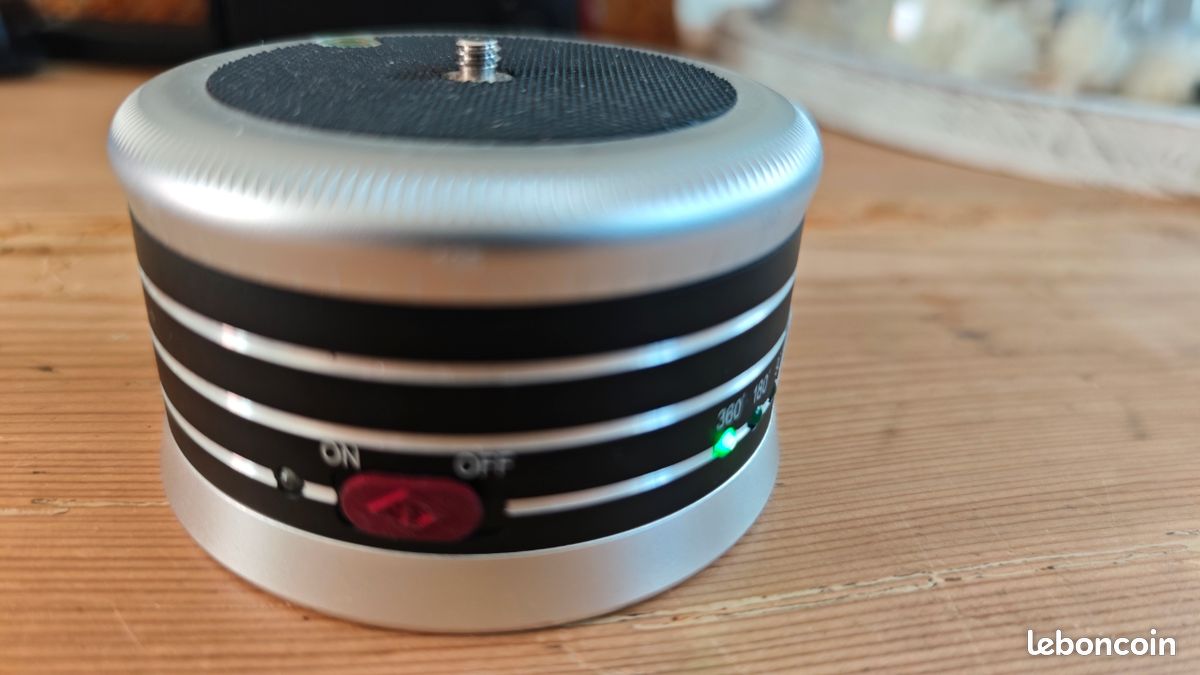 Rotule panoramique tête de trépied électronique Neewer pour Timelapse, vitesse et direction variables, batterie intégrée (image 2)