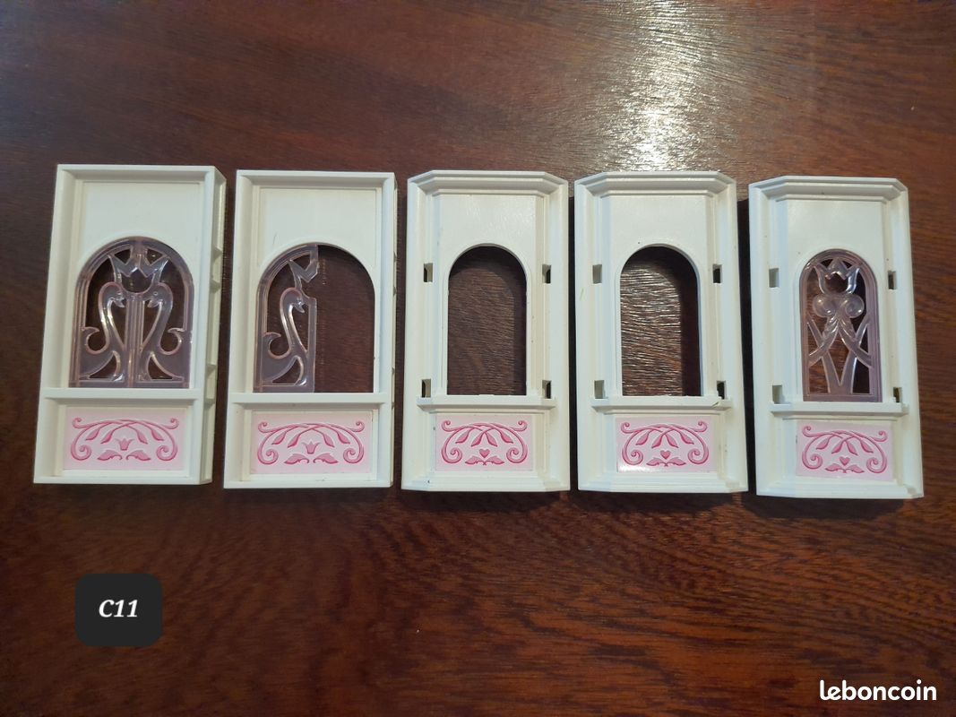 Lot de 5 cadres de fenêtres Château de Princesses Playmobil • réf 3035 (image 1)