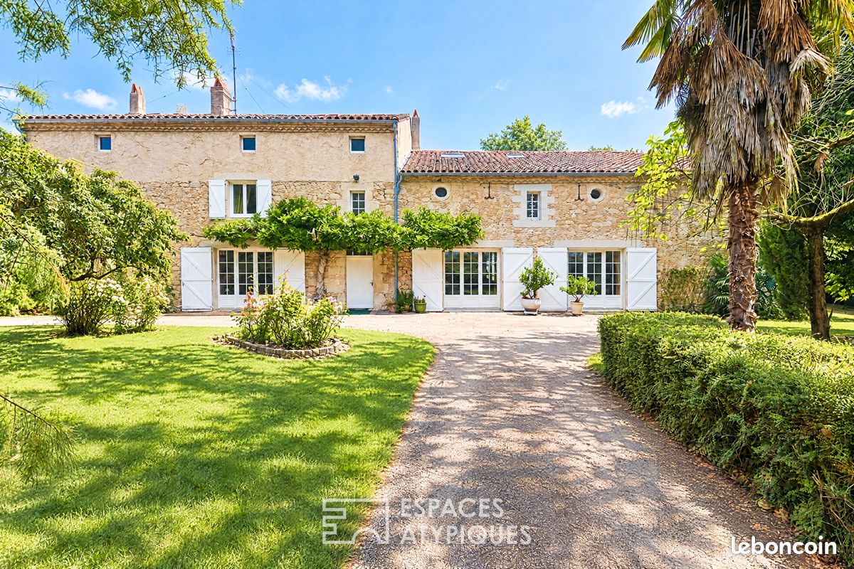 Maison 8 pièces 347 m² · à Montégut-Lauragais · 347 m² · 579 000 €