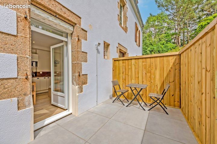 Immeuble 220 m² · à Bohars · 220 m² · 640 000 €