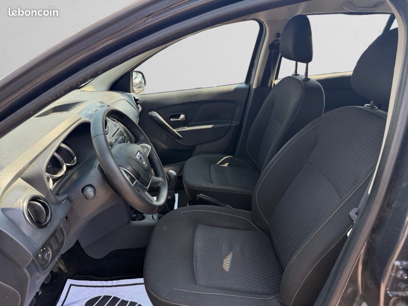 Dacia Sandero II Phase 2 Lauréate / Climatisation / Bluetooth (image 3)