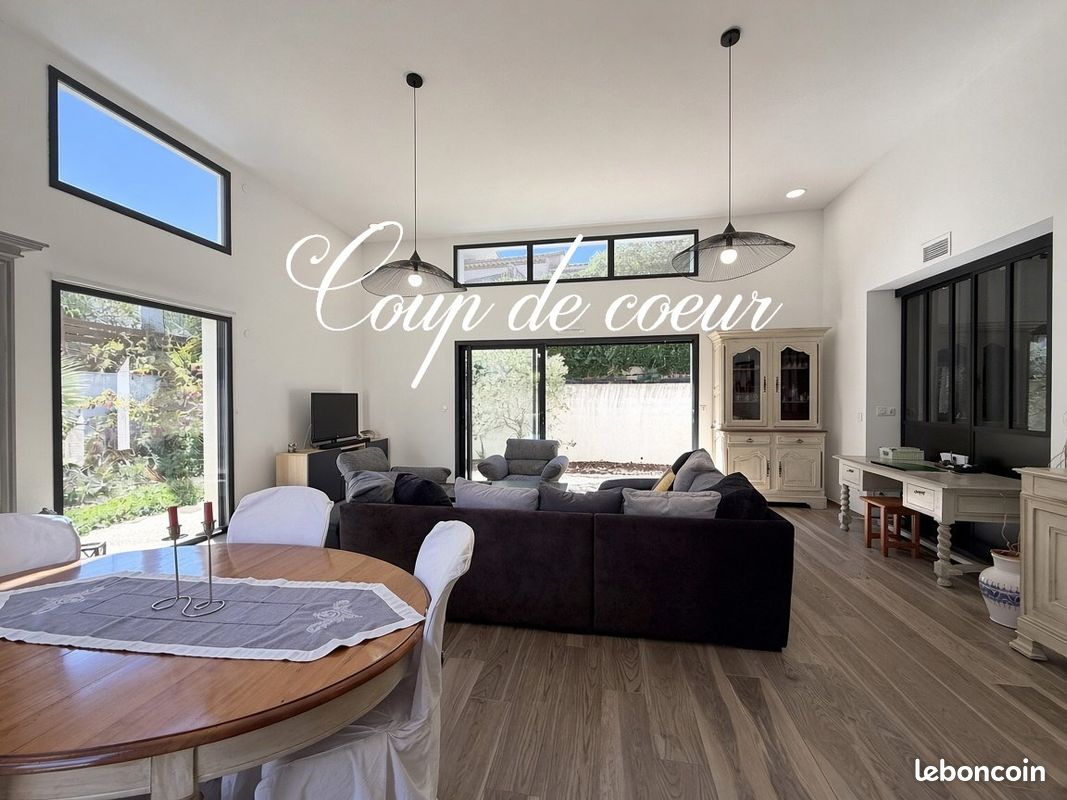 Maison 5 pièces 148 m² · à Sanary-sur-Mer · 148 m² · 990 000 €