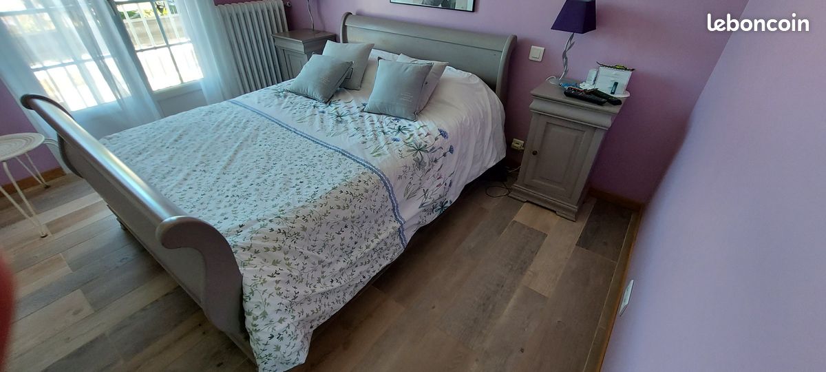 Chambre coucher merisier (image 1)