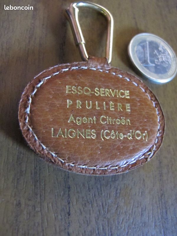 Porte clés Esso Service à Laignes , prix livré en suivi , LIRE (image 4)