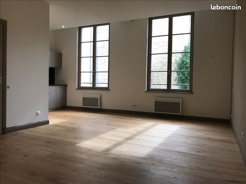 Appartement 1 pièce 33 m² · à Saintes · 33 m² · 550 €/mois