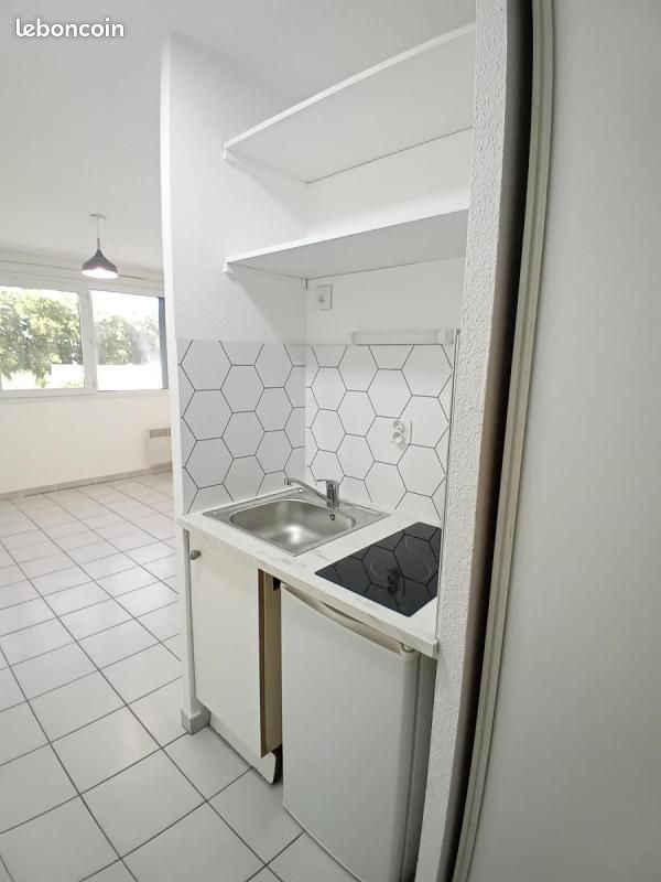 Appartement 1 pièce 18 m² · à Perpignan · 18 m² · 350 €