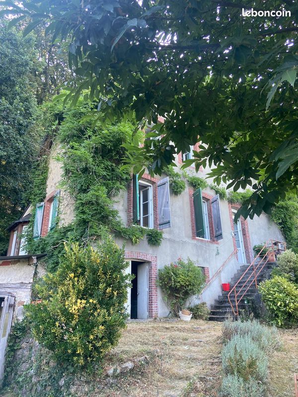Maison 5 pièces 130 m² · à La Ferrière-aux-Étangs · 130 m² · 145 000 €