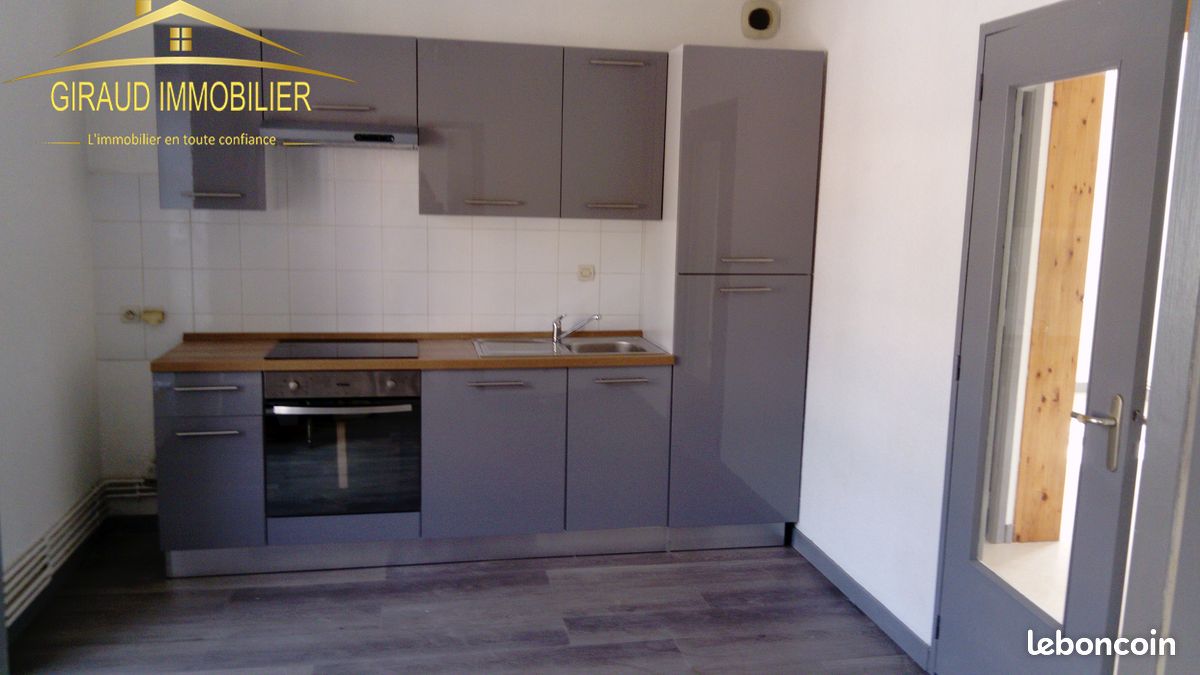 Appartement 3 pièces 71 m² · à Charlieu · 71 m² · 575 €/mois