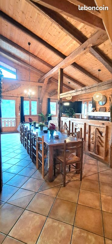 Maison 9 pièces 300 m² · à Megève · 300 m² · 890 000 €