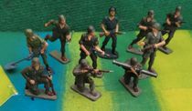 Petit Chauffeur Militaire Pompier Gendarmerie Plastique Starlux
