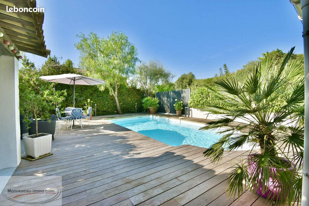 Maison 6 pièces 173 m² · à La Roquette-sur-Siagne · 173 m² · 820 000 €