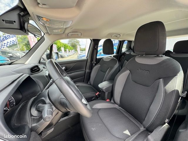 Jeep RENEGADE 1.5 TURBO T4 130CH MHEV LIMITED BVR7 (image 10)