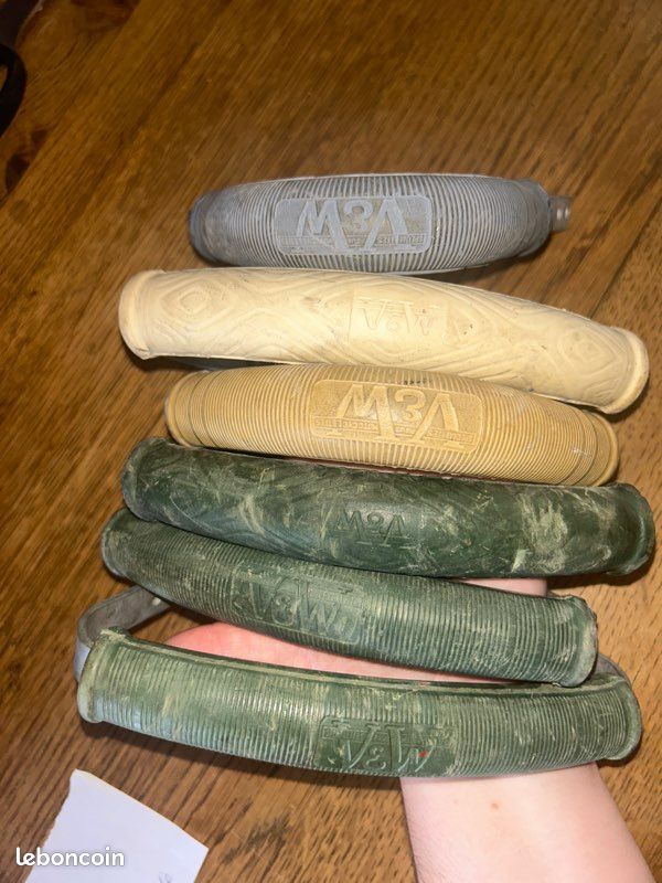 Poignée de selle (moto ancienne) (image 2)