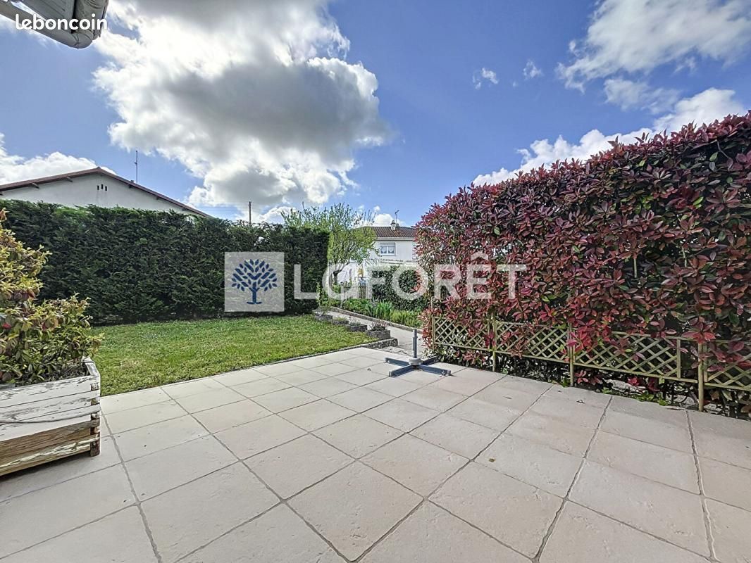Maison 6 pièces 88 m² - Parthenay 79200 (image principale 13)