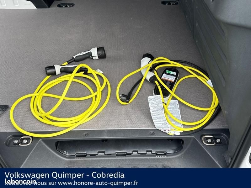 Volkswagen ID. Buzz Cargo 204ch 77kWh (image 19)