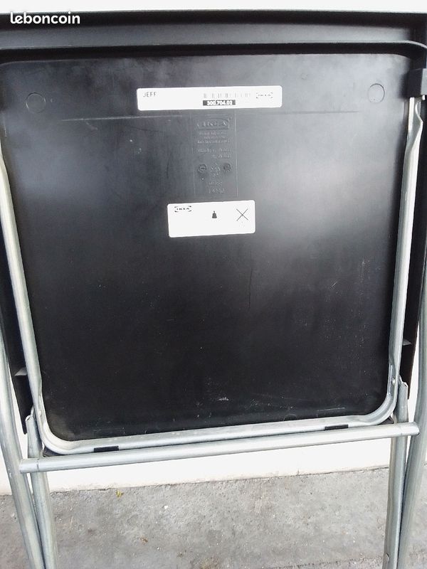 Chaise pliante (image 1)
