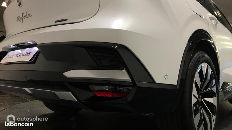 Renault Rafale 1.2 E-Tech full hybrid 200ch Techno (image 24)