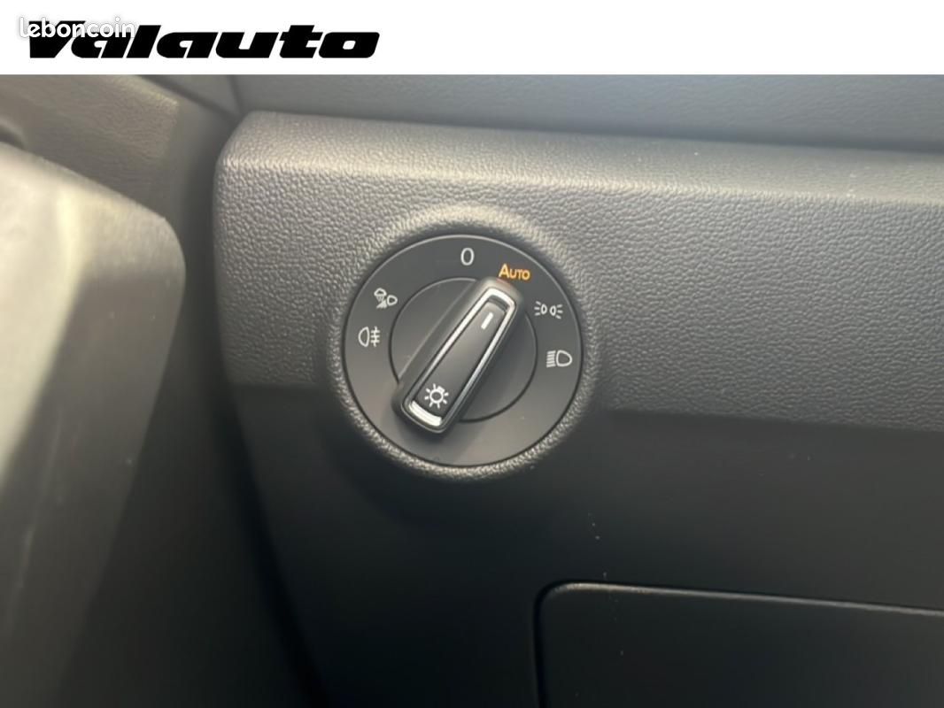 Volkswagen T-Roc CAB FL 1.5 TSI 150 CH DSG7 STYLE (image 18)