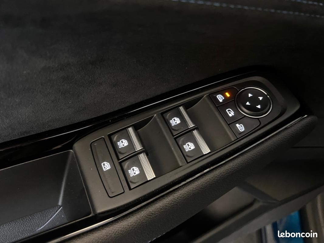 Renault Austral E-Tech hybrid 200 Iconic esprit Alpine (image 8)
