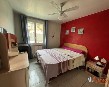 Maison 330 000 € - 77 m²