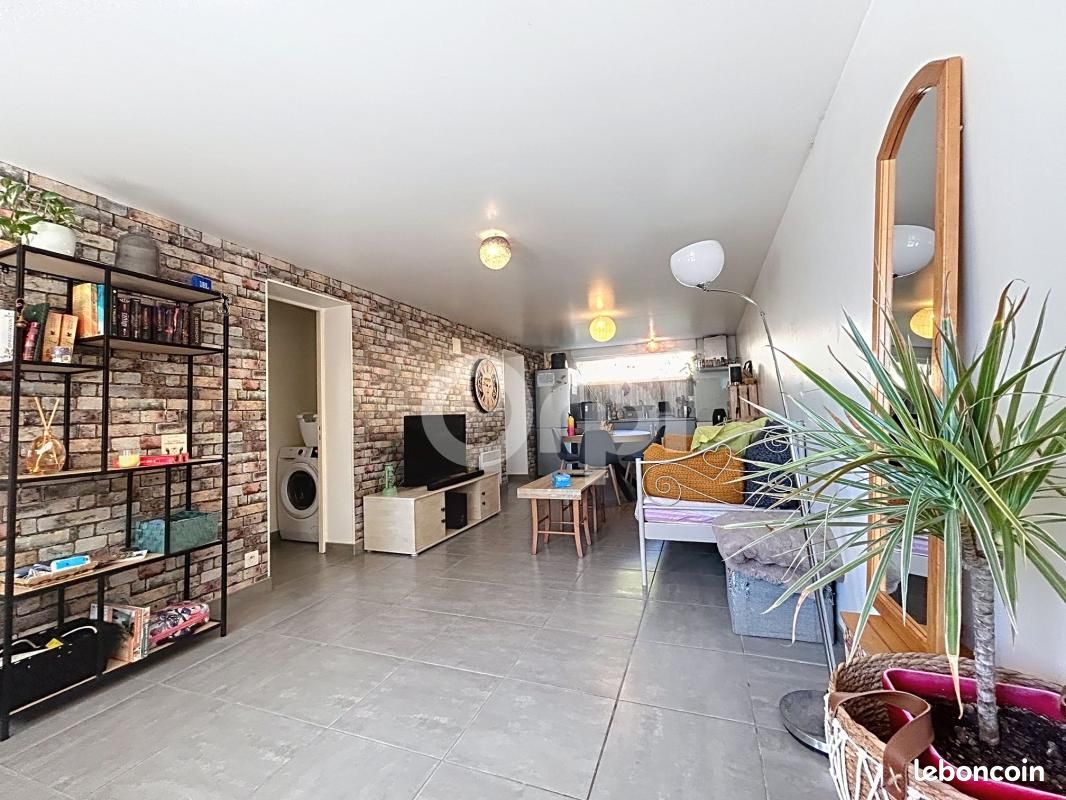 Appartement 1 pièce 52 m² · à Malemort · 52 m² · 490 €/mois