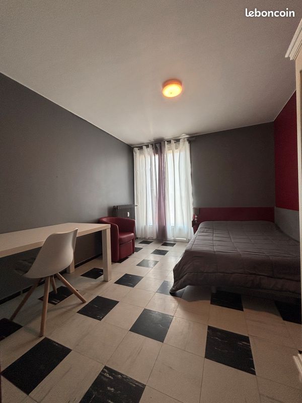 Appartement 1 pièce 20 m² · à Agen · 20 m² · 400 €