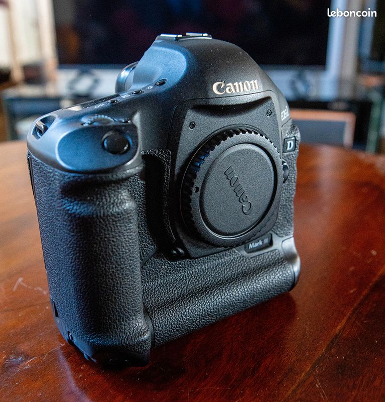 Canon EOS-1DX – 992 Déclenchements – Bon état – Reflex Numérique