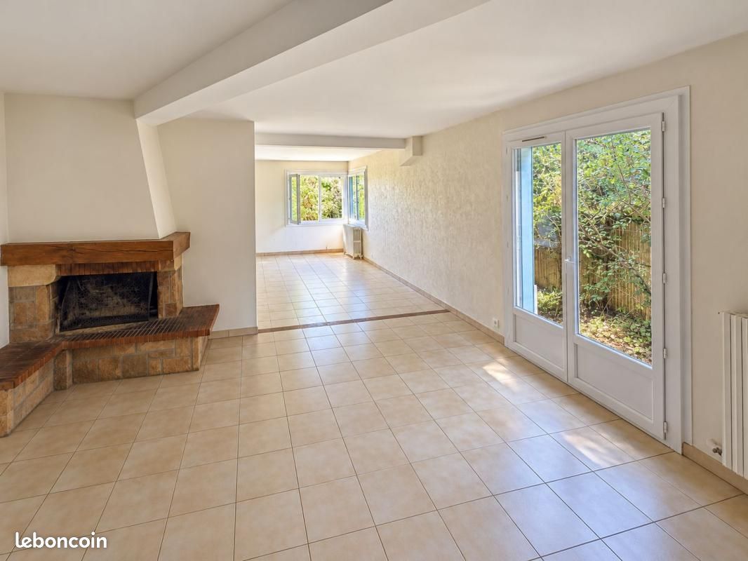Maison 5 pièces 196 m² · à Toulouse · 196 m² · 1 500 €/mois