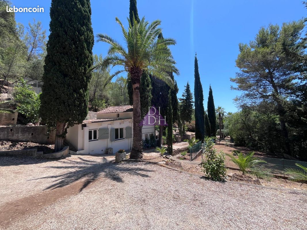 Maison 4 pièces 70 m² · à Hyères · 70 m² · 469 000 €