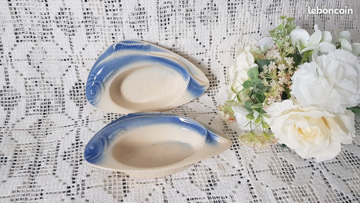 Vintage ramequins coupelles en barbotine poisson bleu Charles Amand (image 1)