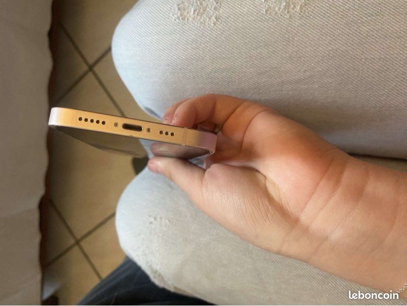 IPhone 13 rose (image 7)