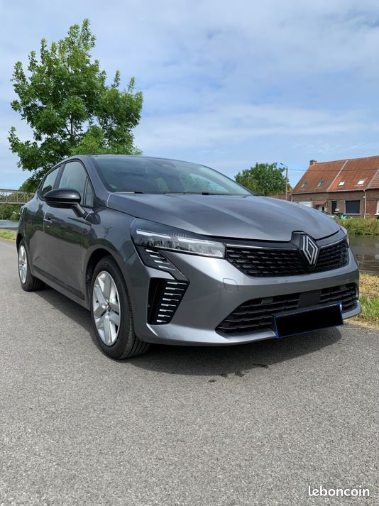 Clio v phase 2evolution tce 100 gpl 2024 Voitures