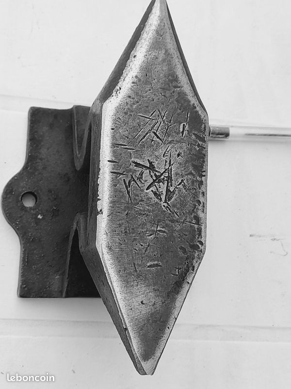 Ancienne Enclume De Bijoutier - Bigorne Pour Horloger Ou Joaillier, Objet De Vitrine Ou Curiosité - Occasion