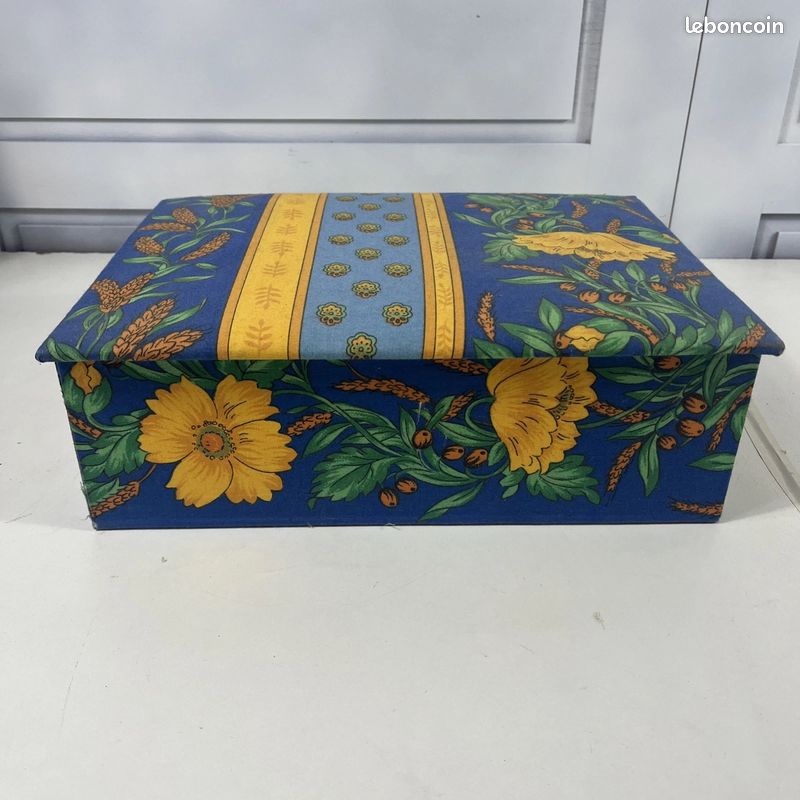 Boîte à Couture Ancienne En Bois - Décoration Vintage Tissu Bleu Orange Marron Rouge