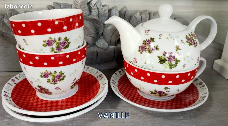 Ensemble tasses soucoupes et théière fleurs roses et pois rouge et blanc La Vida V60 (image 8)